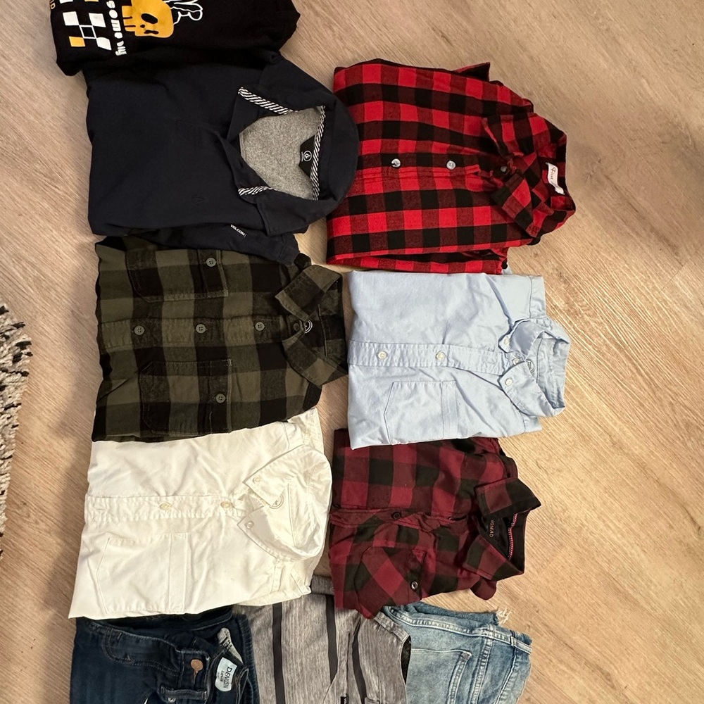Zara, Volcom, HM…size 10/12 (L)